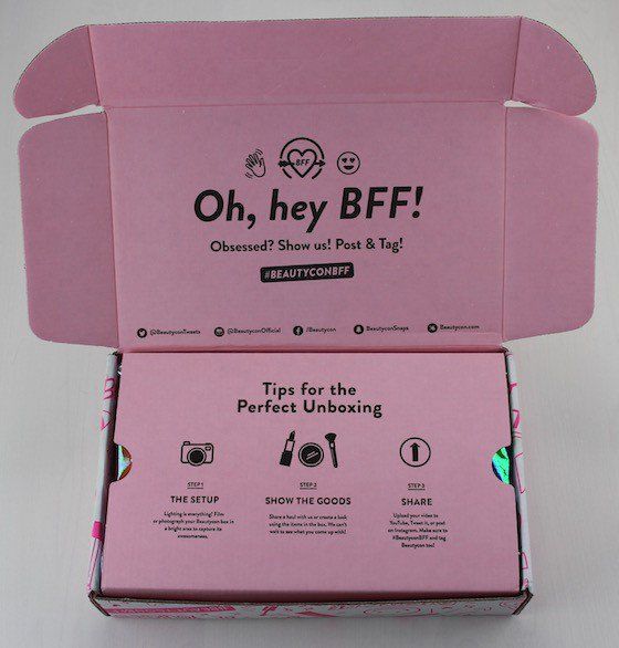 Mixer box bff. Розовые упаковки бренды. Фирменный бокс Монами. MIXERBOX BFF.